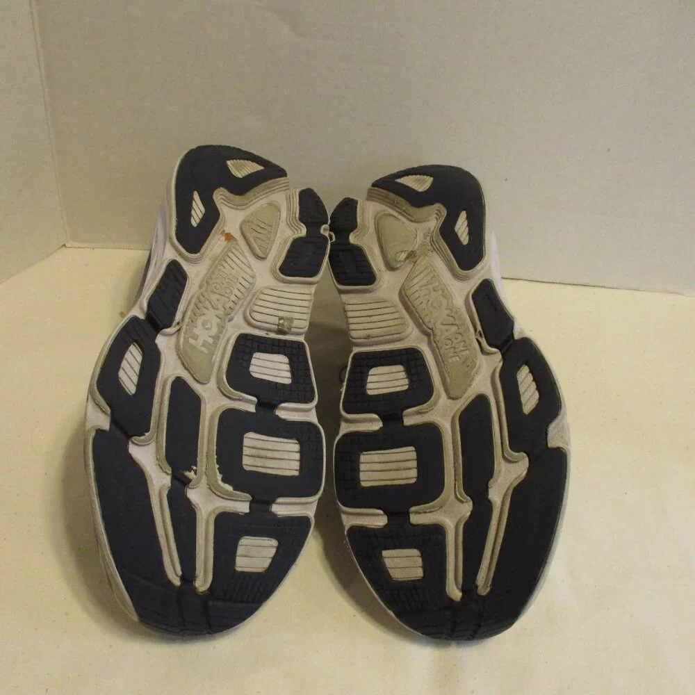 Hoka One One very nice